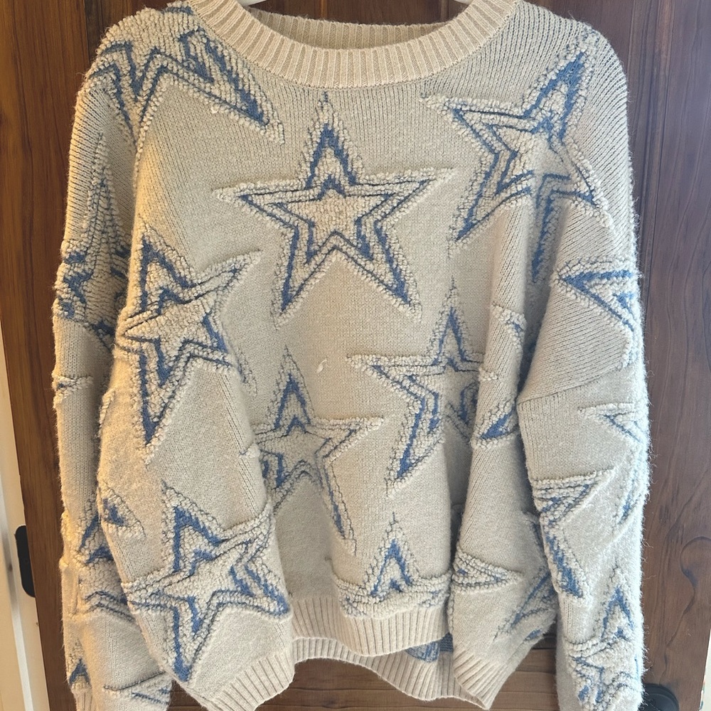MAIN STRIP Oversized Star Sweater